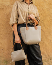 Dublin Tote! *BEST SELLER*  Chai Tan!